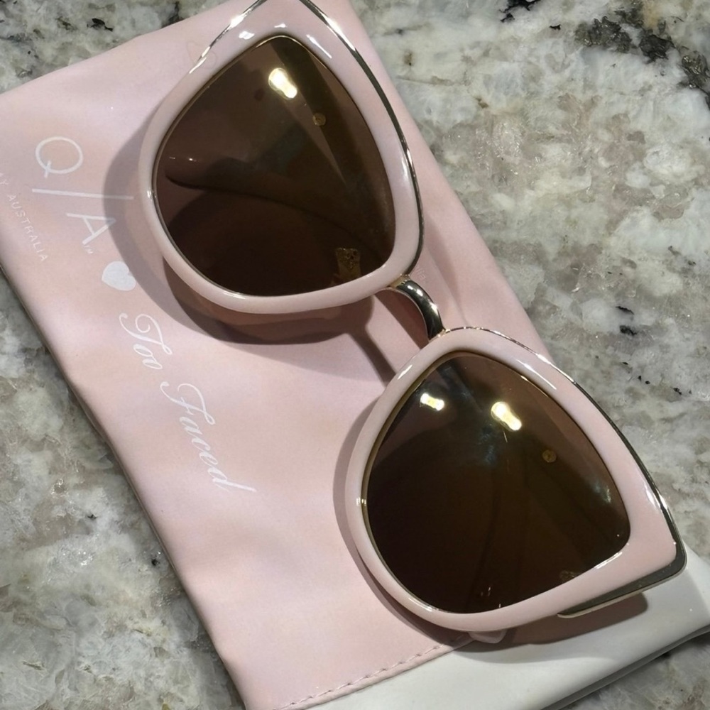 Quay Australia X Too Faced Blush Sunglasses